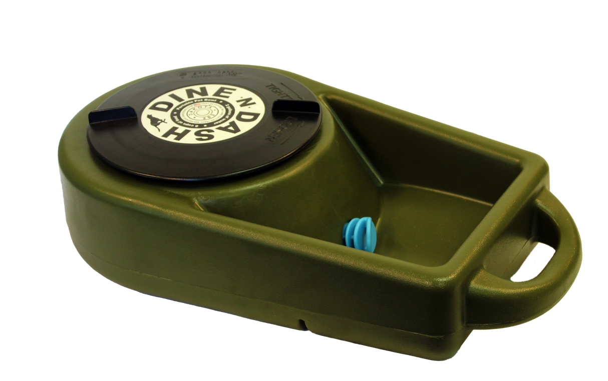 Dakota 283 Dine N Dash Portable Feeding and Watering System