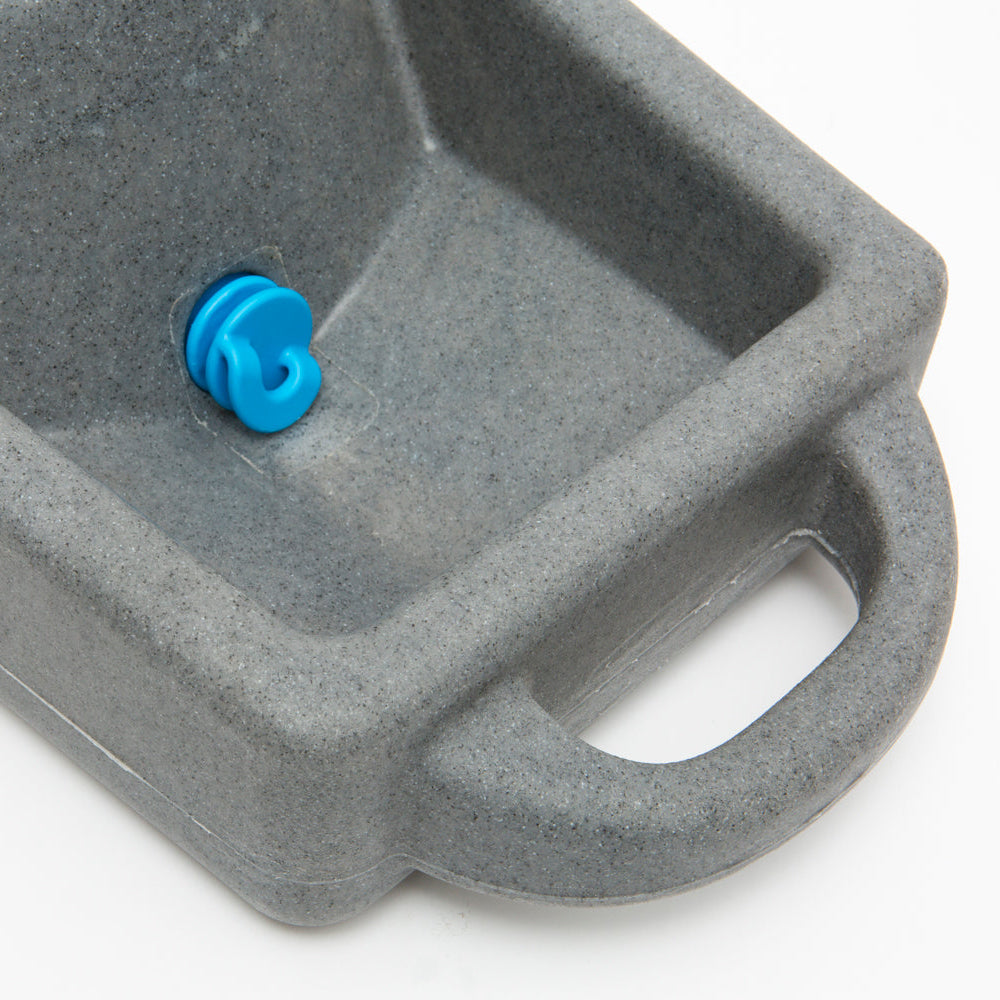 Dakota 283 3.5 gallon dog bowl watering system