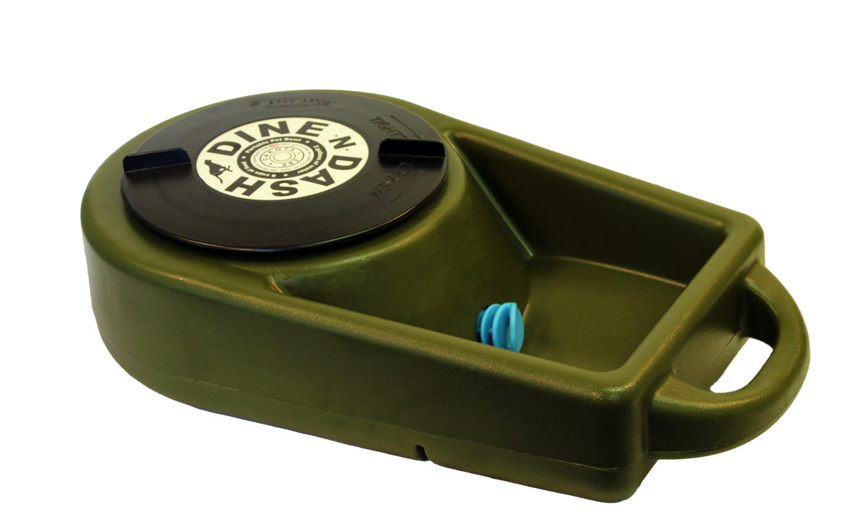 Dakota 283 Dine N Dash Portable Feeding and Watering System